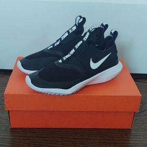 Nike Flex Runners NEW Sneakers Shoes: Sz Youth 3.5